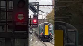 LNWR Class 350s depart Watford Junction with guard tones [upl. by Bucella390]