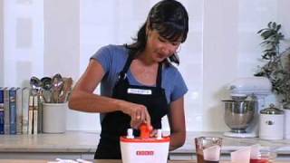 How to Use the Zoku Quick Pop Maker and Accessory Kit  WilliamsSonoma [upl. by Karb]