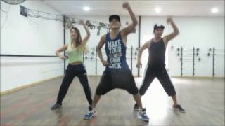 REGGAETON LENTO COREOGRAFIA ELI VELA Zumba Fitness [upl. by Hightower503]