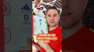 Kann man mit der adidas Fussballliebe Promo Box trainieren [upl. by Enilraep]