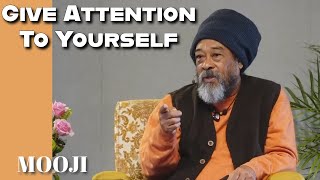 Mooji  Give Attention to the SELF Deep Inquiry [upl. by Chaves3]