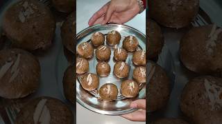 Sirf 10 minute mein bnaye dher sare ladoo  shorts ytshorts trending vedaskitchen [upl. by Niwrek]