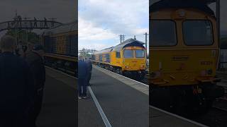 66 309 uncoupling from passenger train at boness spring diesel gala 250524 [upl. by Alleiram]