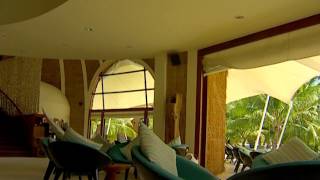 Holiday Inn Resort Kandooma Maldives [upl. by Silbahc]