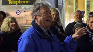 Cowes Christmas Lights switch on with Alan Titchmarsh [upl. by Reginald]