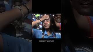 How Pat Cumming play with the Crowd 🥶 cricket [upl. by Sadick]