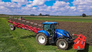 Bovenover ploegen  Onland ploughing  Pflügen  Labourer  New Holland  Ovlac Ecoploeg 9schaar [upl. by Arda]