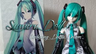 2Unboxing Ma première Dollfie Dream [upl. by Aba]