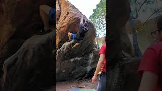 Gorillaz  7A  V6  Albarracín bouldering dyno spain rockclimbing [upl. by Elletnohs]