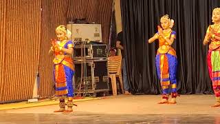 samagana priye classical dance guruvayoor melpathoor auditorium program [upl. by Ydieh]