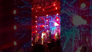 Emir Can İğrek ft Zeynep BastıkDargın konser emircanigrek zeynepbastık EmirCanIgrek [upl. by Nimaj]