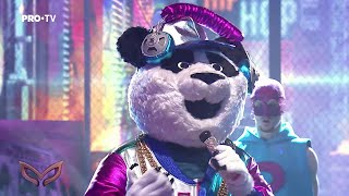 Masked Singer România Ursul panda a cântat “Trika trika” [upl. by Hada770]