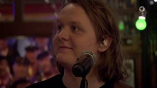 Lewis Capaldi  Fade Inas Nacht  20180609 [upl. by Burgener]