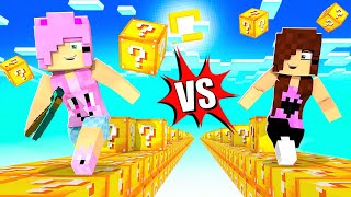 Minecraft Lucky Block  COMPETIÇÃO FILHA vs MÃE [upl. by Henley717]