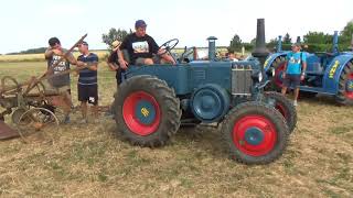 vieux tracteurs de la boumbouride  Août 2017 [upl. by Ianahs]