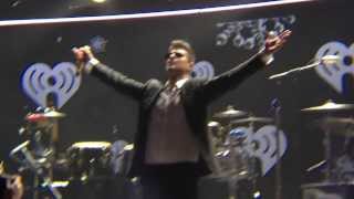 Robin Thicke  Give It 2 U  Kiss FM Jingle Ball [upl. by Bartholomew]