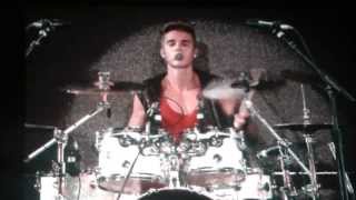 Justin Bieber playing the Drums  Believe Tour Brisbane 271113 [upl. by Oicor]