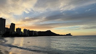 Waikiki Beach Monday Sunrise waikiki honolulu hawaii royalhawaiiancenter running swimming sun [upl. by Bove]