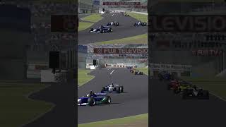 Montoya vs Ralf Schumacher at Suzuka GP – F1 2001 [upl. by Rellek]