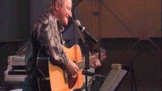 Aaron Wilburn sings quotthe Diet Songquot Live at the Brumley Gospel Sing [upl. by Nohsed]