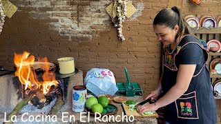 Chilacayote Con Carnita De Puerco La Cocina En El Rancho [upl. by Ahsirt77]