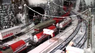 2015 Schweizer Eisenbahn Bonanza Märklin Modelleisenbahn Anlage Marklin modeltrain layout [upl. by Burlie]