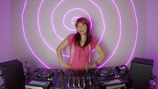 Perreo Trance Mix in a New York Studio  DJ Saratonin Valentines Day Mix [upl. by Christianna178]