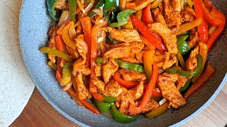 Fajitas au poulet👌🔝  La Meilleure Recette Rapide pour un Dîner prêt en 10 minutes  😍 [upl. by Ameh]