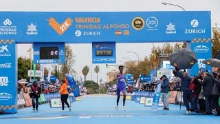 Ethiopian Yomif Kejelcha Breaks World Record in Valencia Half Marathon 2024 [upl. by Donelle]