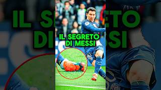 Segreto delle punizioni di Messi messi calcio sport football [upl. by Soutor141]