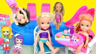 Playdate  Elsa amp Anna Toddlers visit Barbie Chelsea House Swimming Pool TV Toys In Action Dolls [upl. by Hultin]