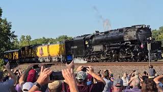 Union Pacific  Big Boy Arriving in Watseka IL [upl. by Madigan]