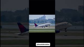 JFK airport plane spotting 4K pictures ￼￼ [upl. by Kunin]