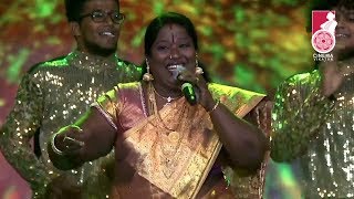 Tamil Folk Song by Chinnaponnu  Vikatan Nambikkai Awards [upl. by Fihsak882]