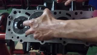 how to assemble a mitsubishi pajero sport car engine 4D56 [upl. by Bear]