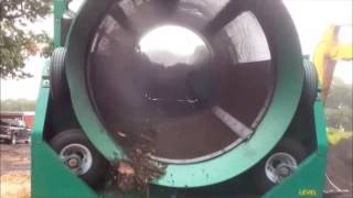 RotoScreen R450 processing wet compost [upl. by Iznyl]