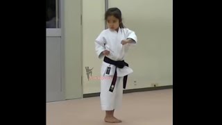 高野万優 6 years old karate kid practice heian godan kata sorts karateshorts [upl. by Mathi]