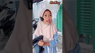 MANG IKIN BANTUIN TIAN MASANG PAGAR☺️🥰 trending comedy humorsegar funny shorts [upl. by Clarice]