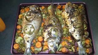 Poisson au four à la marocaine daurade royale à la chermoula [upl. by Llevrac580]