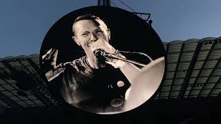 Chris Martin of Coldplay forgets lyrics Politik  live at King Baudouin stadium 08082022 [upl. by Nawiat]