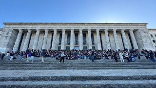 Clase pública en las escalinatas de la Facultad [upl. by Yenar631]