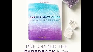 ArwenReviews The Ultimate Guide to Tarot Card Meanings Brigit Esselmont of Biddy Tarot [upl. by Yreme346]