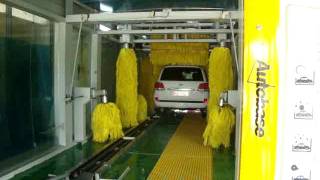 toyota 5700 car wash machine in tepoauto [upl. by Eanahc762]