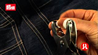 How to apply Jean Buttons  Comment appliquer les boutons jeans [upl. by Say]