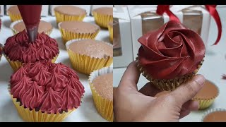 Mesmerizing Cupcake Frosting  Cake Decorating [upl. by Byrdie403]