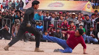 El Boliviano Jans Perez retando a 4 voluntariosos y sale victorioso tinku Bolivia vs Takanakuy PERU [upl. by Atsilac776]