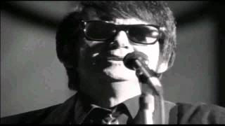 ROY ORBISON  ONLY THE LONELY  LIVE 1988 [upl. by Lief]