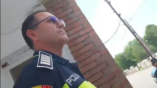 Vicevataful abuzează de averea statului poliția a aflat si il vizitează regulat [upl. by Hedelman949]