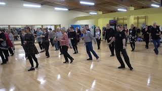 DESPACITO CUMBIA Line Dance 2019 Vandoeuvre France Weekend Workshop with Ira Weisburd [upl. by Opiuuk]