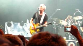 Weller and Foxton back together for local quotundergroundquot charity gig [upl. by Webber837]